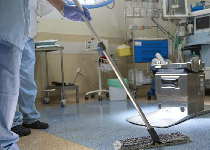 hospital and medical clinic cleaning near me